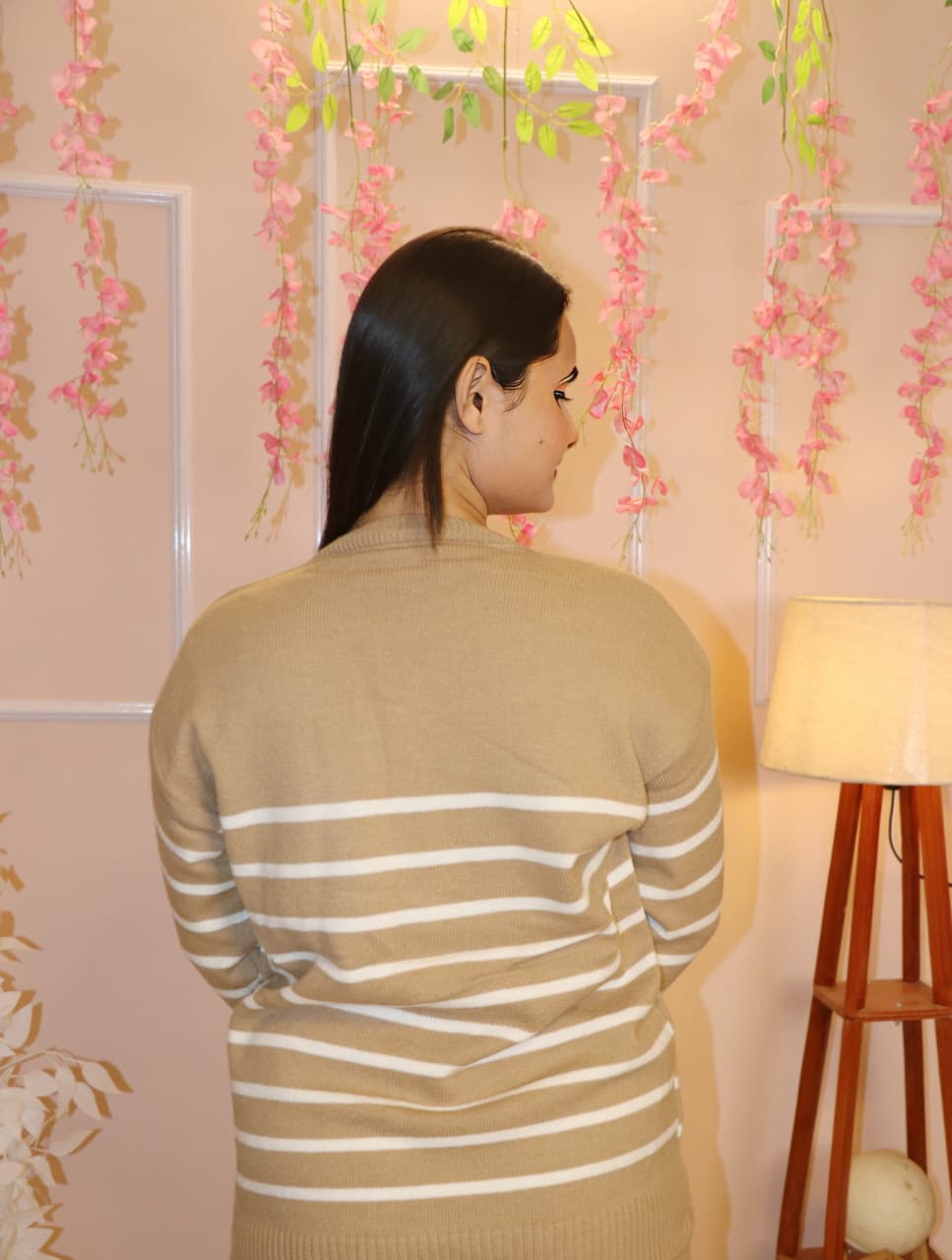 Warm Beige Knitted Winter Co-Ord Set – Soft, Stylish & Ultra-Comfy”