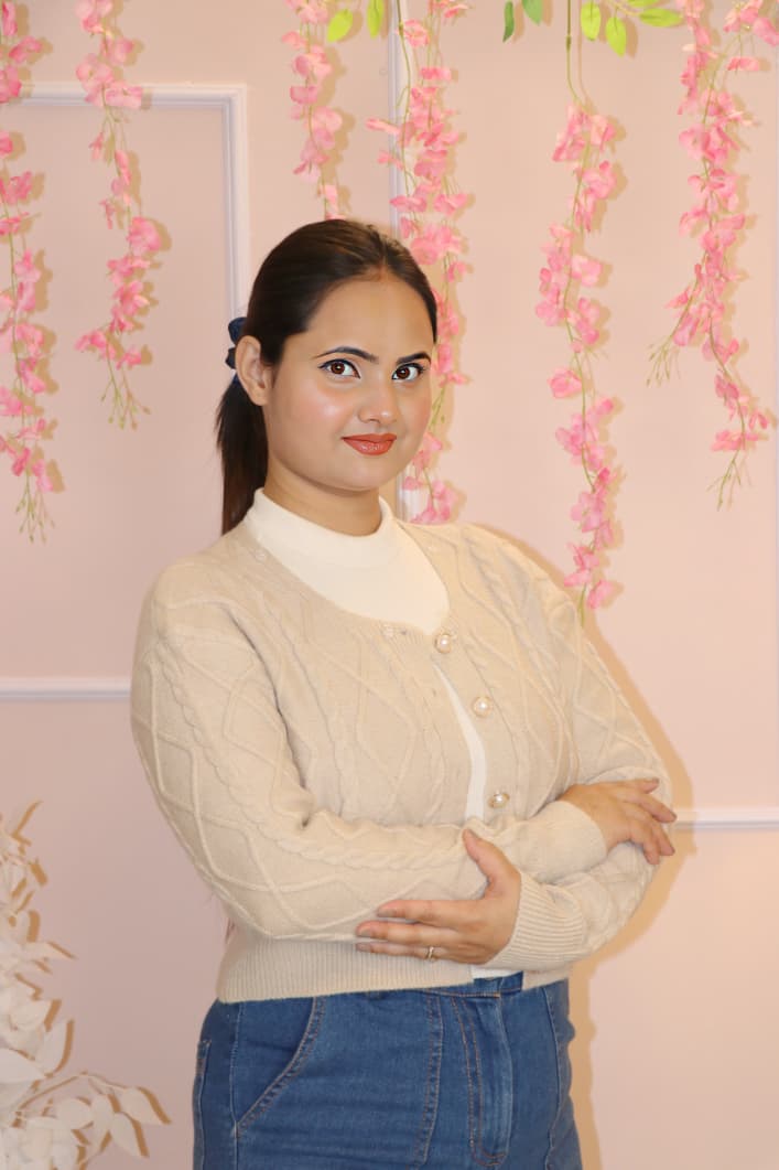 “Beige Removable Fur Collar Knitted Winter Cardigan – Soft, Elegant & Everyday Cozy”